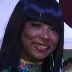 Meet your Posher, Loudora